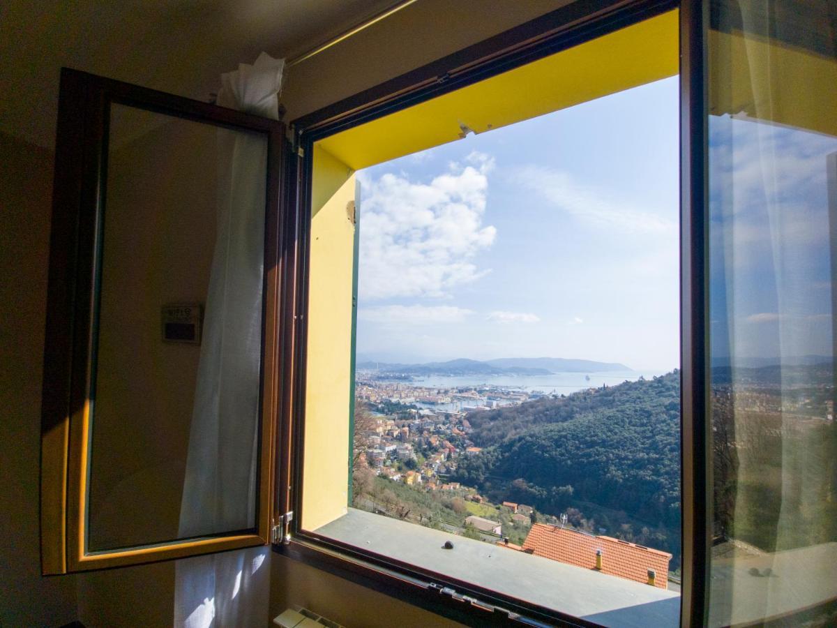 Agriturismo La Pietra 1 E La Pietra 2 La Spezia Bagian luar foto