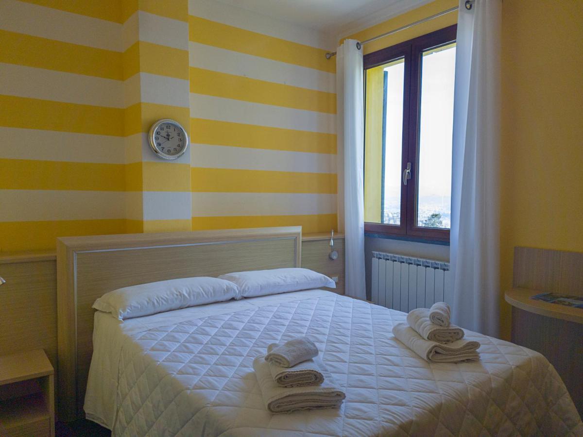 Agriturismo La Pietra 1 E La Pietra 2 La Spezia Bagian luar foto