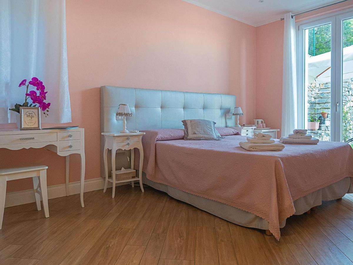 Agriturismo La Pietra 1 E La Pietra 2 La Spezia Bagian luar foto